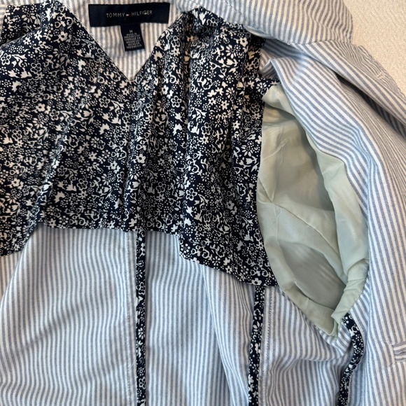 Men's NWOT Tommy Hilfiger Twill Sports Coat in White & Blue Stripe, Size M - Picture 11 of 14